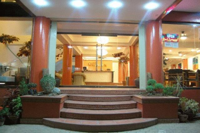 Ilocos فندق ومطعم إيلوكوس روزويل المظهر الخارجي الصورة
