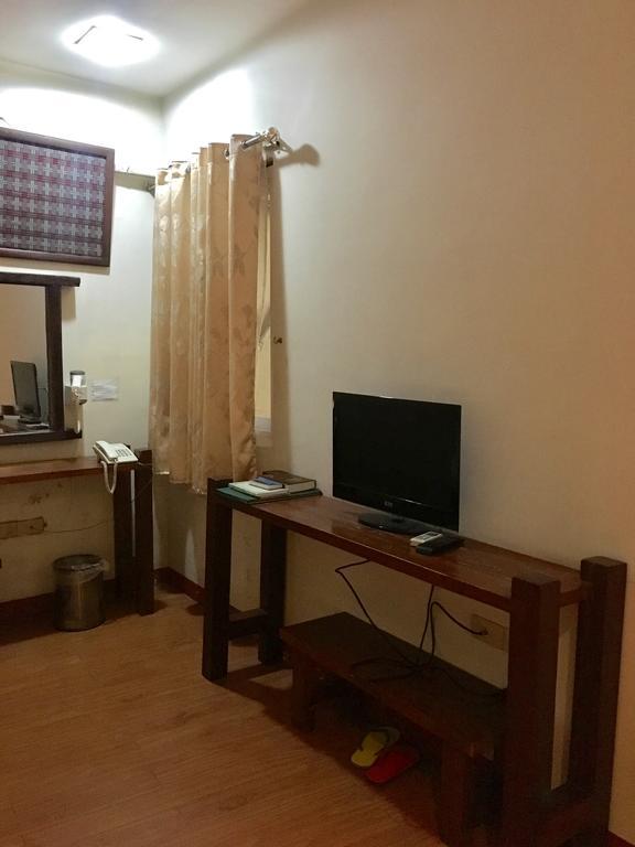 Ilocos فندق ومطعم إيلوكوس روزويل الغرفة الصورة